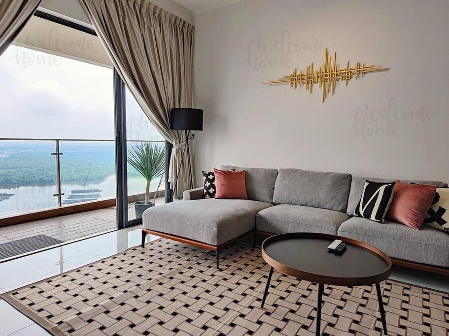 Bay Laurel, Country Garden Danga Bay Homestay By Welcome Home Johor Bahru Exterior foto